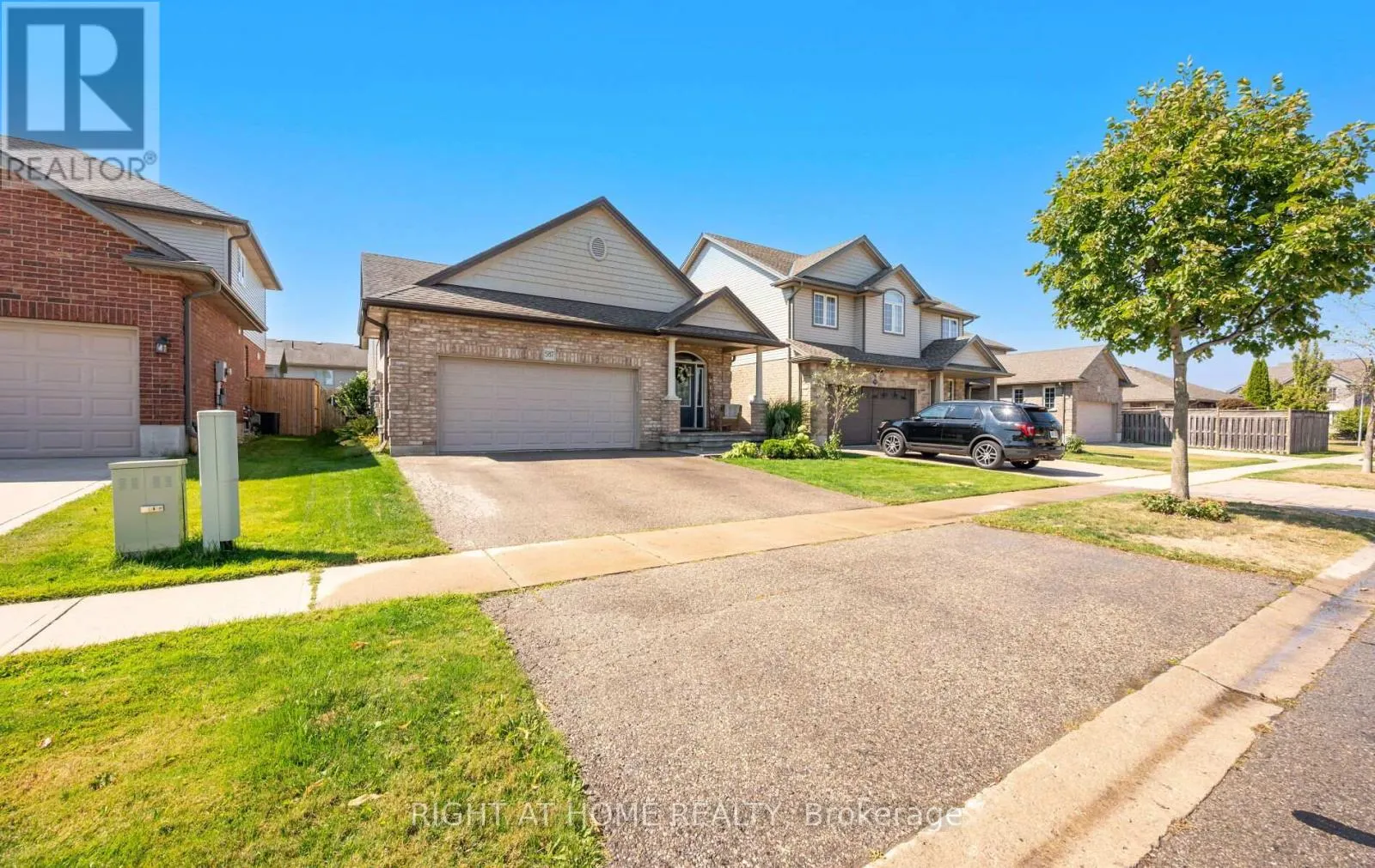 587 SPITFIRE STREET