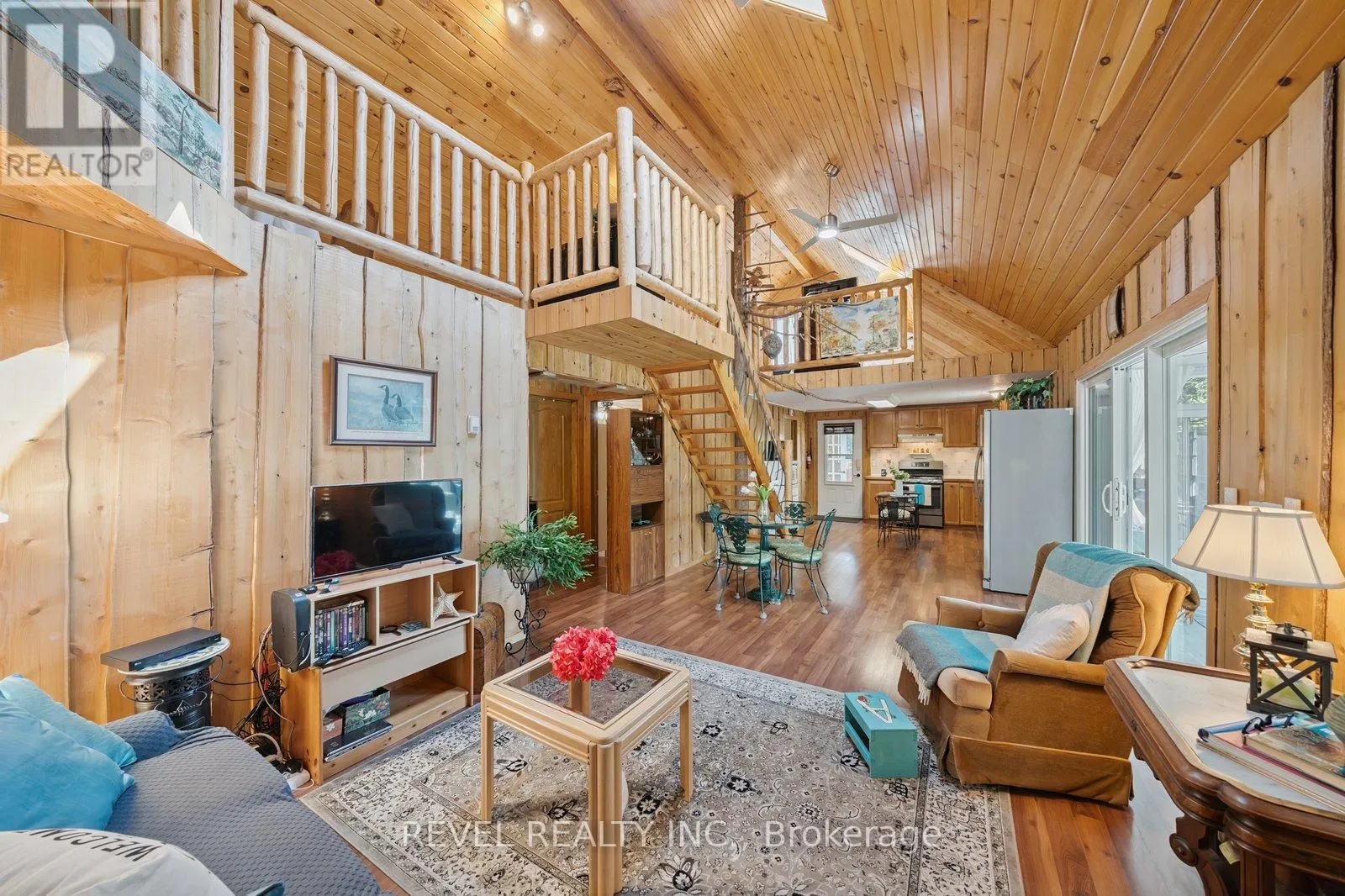 7 CROOKED COURT