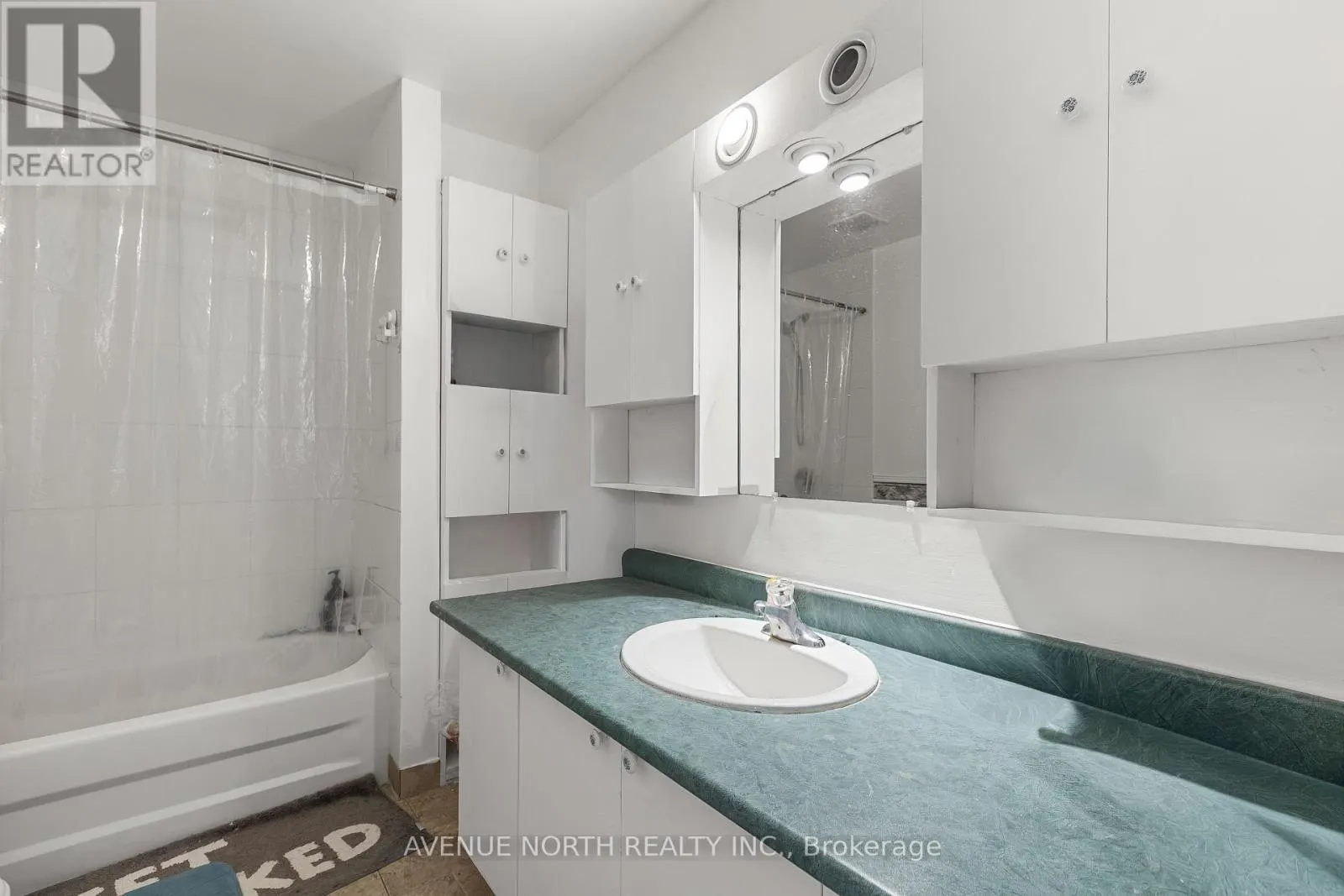 64 - 3260 SOUTHGATE ROAD