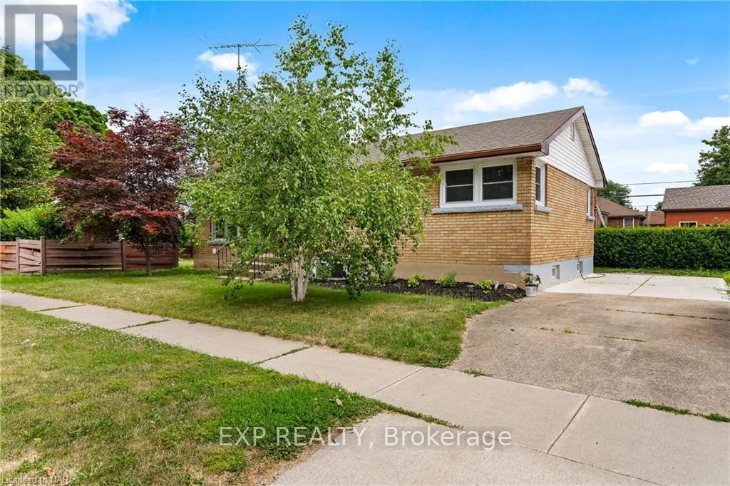 LOWER #2 - 92 MARGERY AVENUE, #LOWER #2