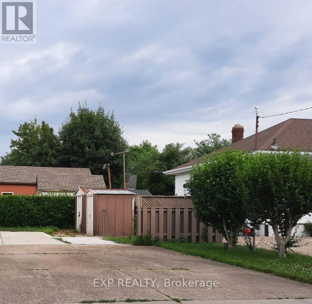 LOWER #2 - 92 MARGERY AVENUE, #LOWER #2