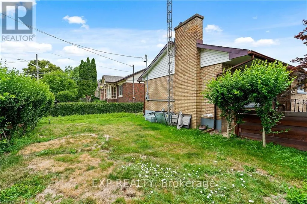 LOWER #2 - 92 MARGERY AVENUE, #LOWER #2