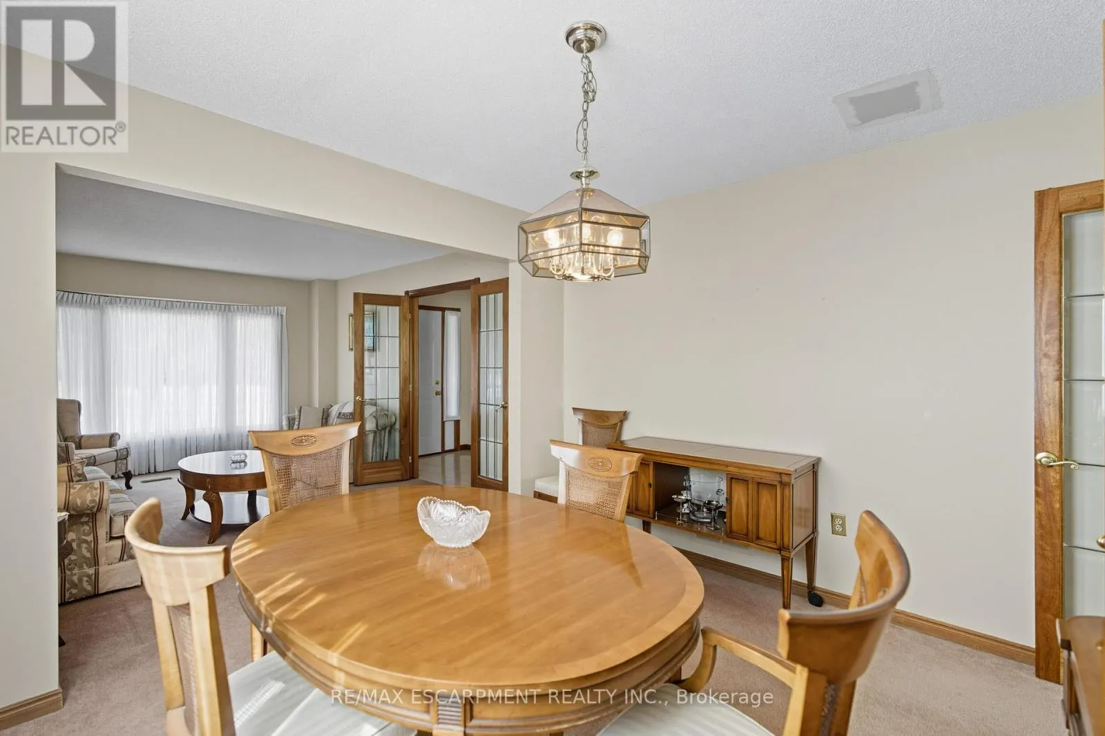 40 GATESTONE DRIVE