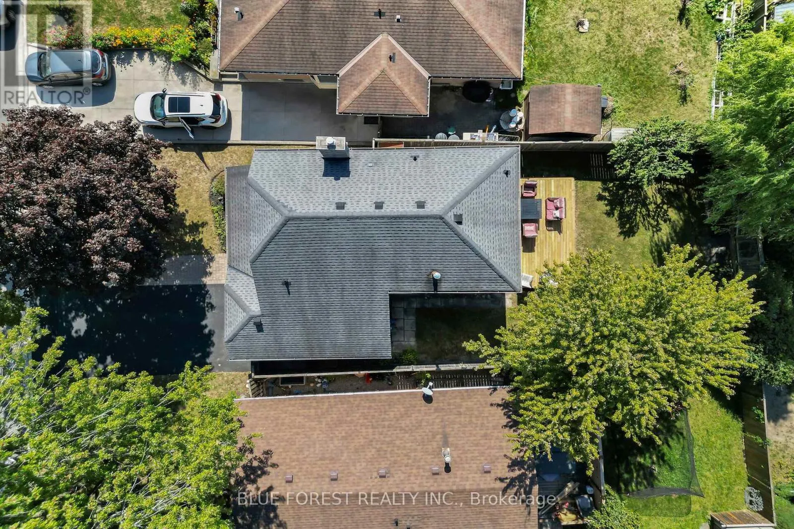 90 EDMUNDS CRESCENT