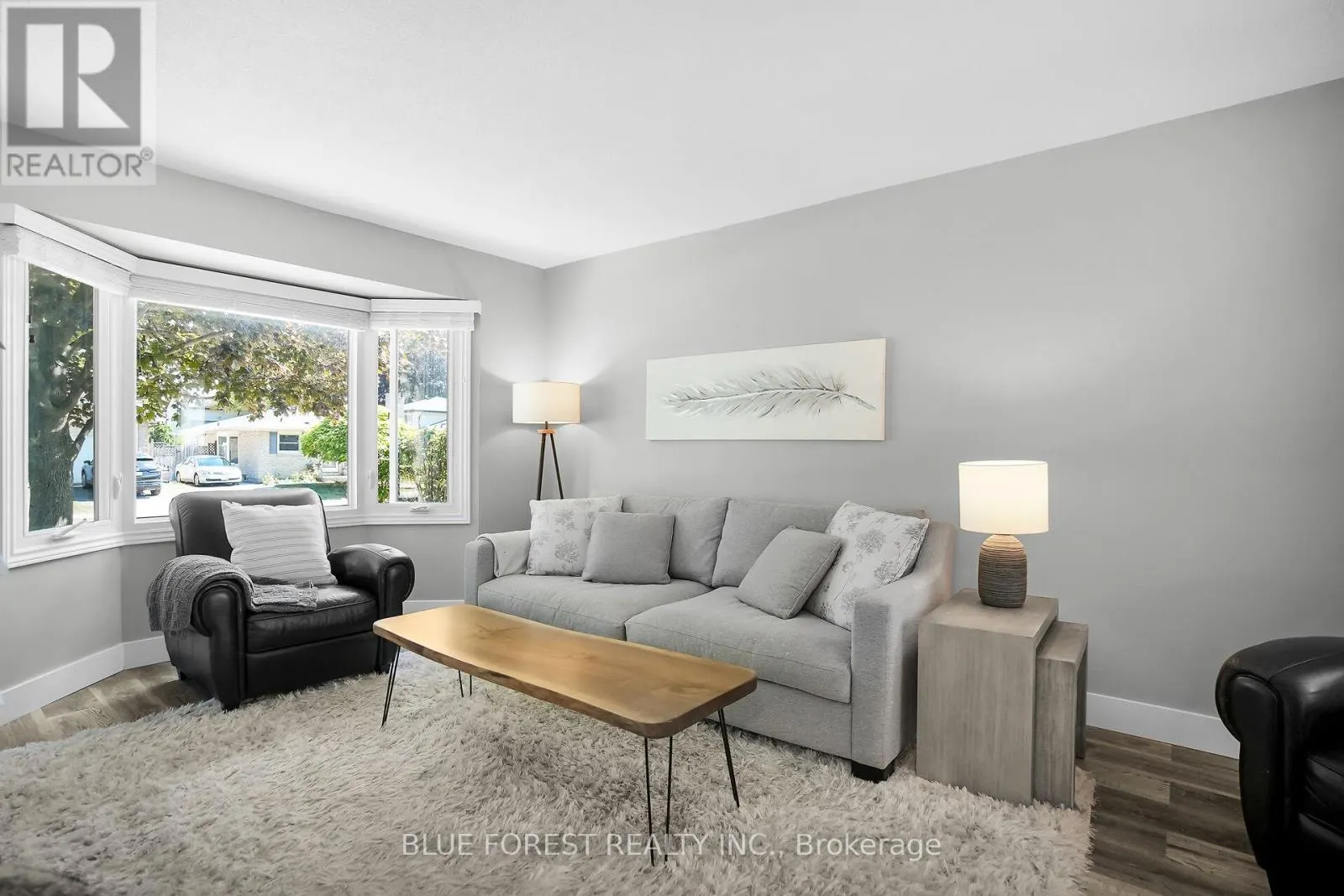 90 EDMUNDS CRESCENT