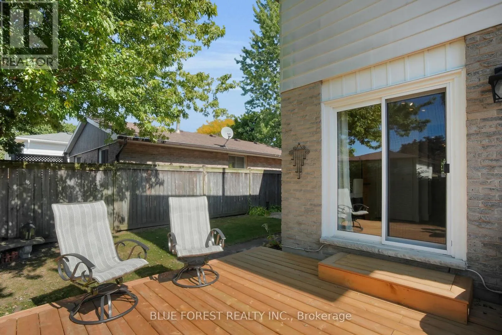 90 EDMUNDS CRESCENT