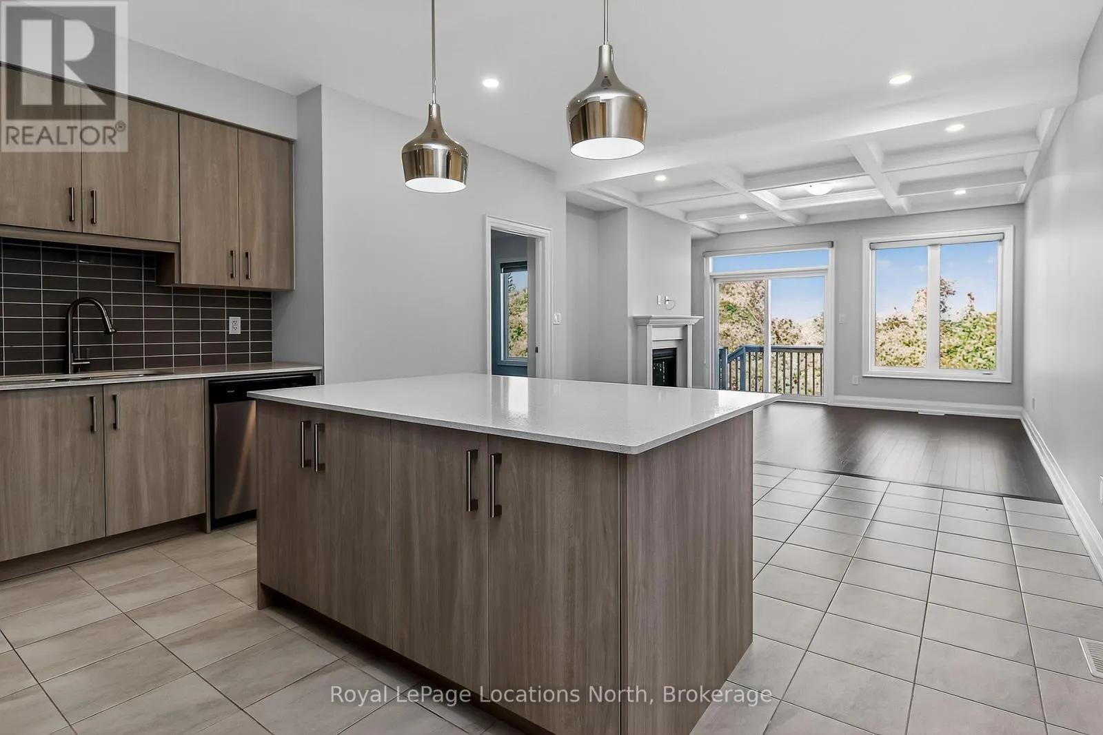 114 STONEBROOK WAY