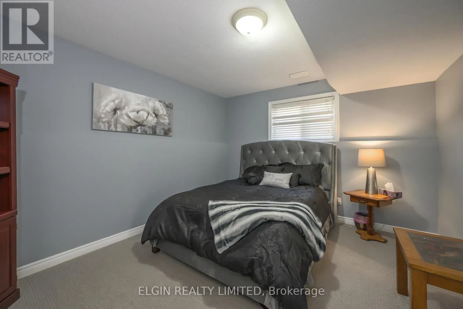 2 GALBRAITH COURT