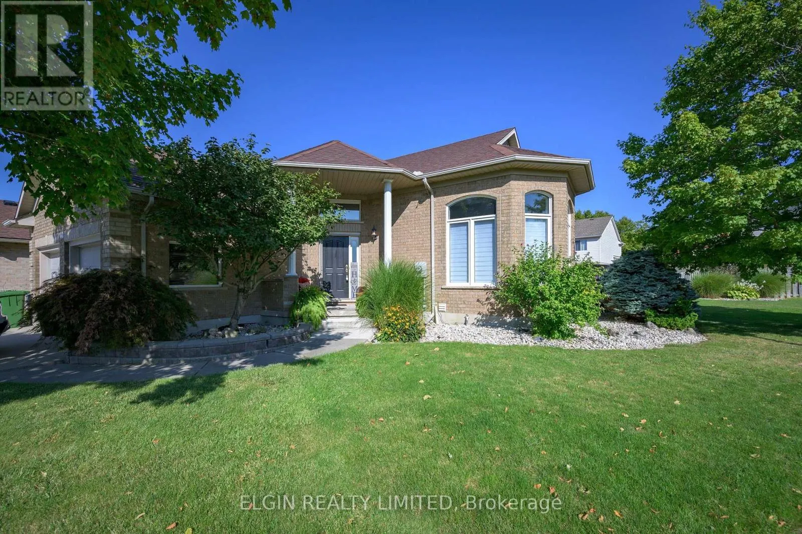 2 GALBRAITH COURT