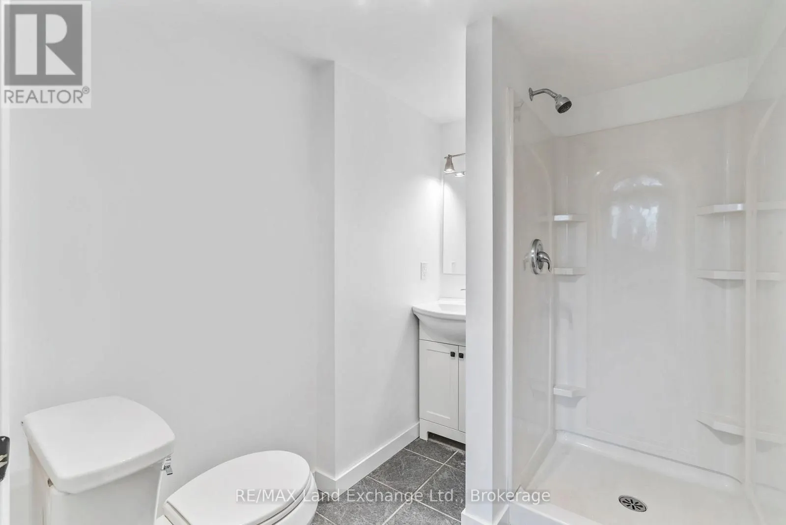 422 ALICE STREET
