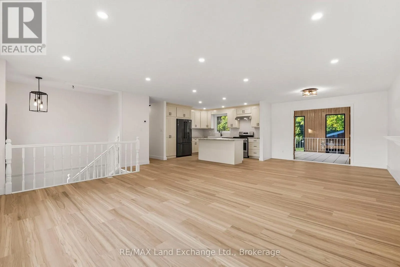 422 ALICE STREET