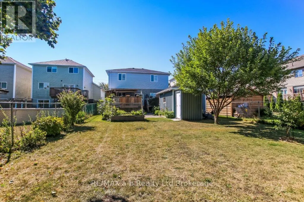 1035 DEVONSHIRE AVENUE