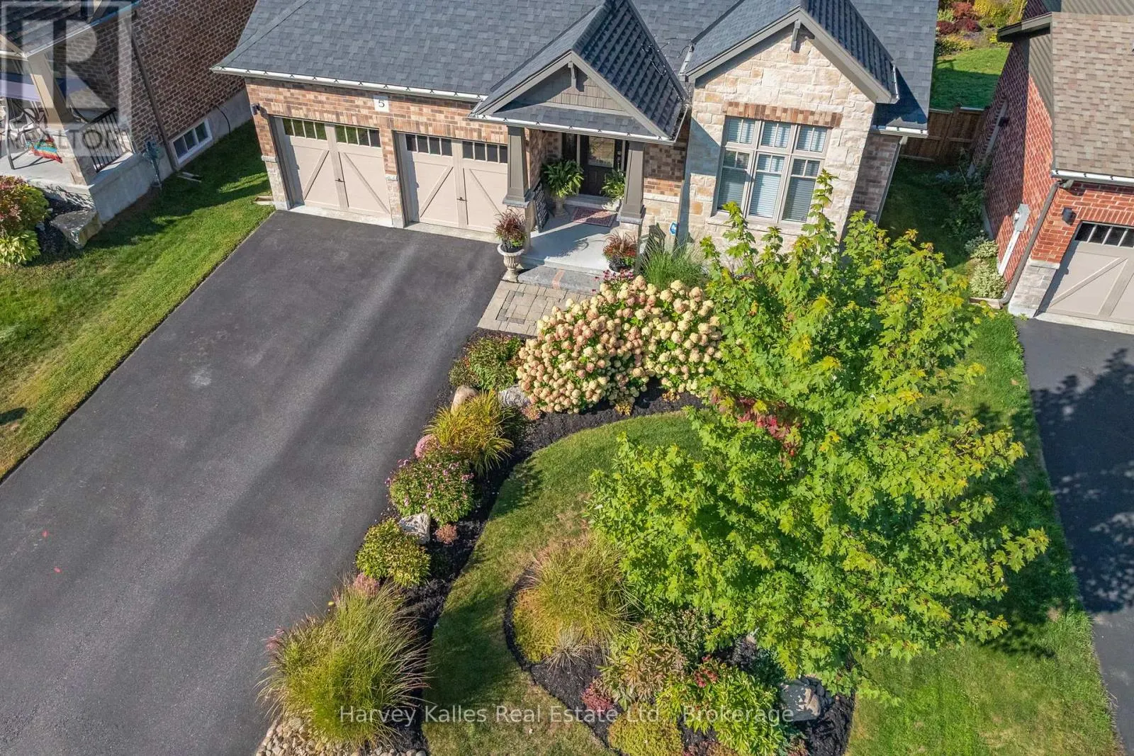 5 BRAESIDE CRESCENT