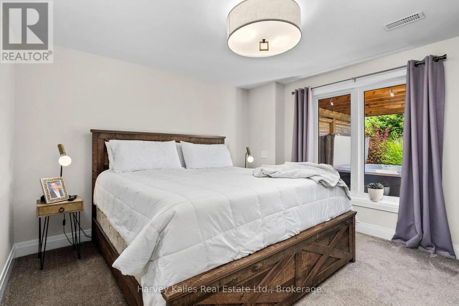 5 BRAESIDE CRESCENT