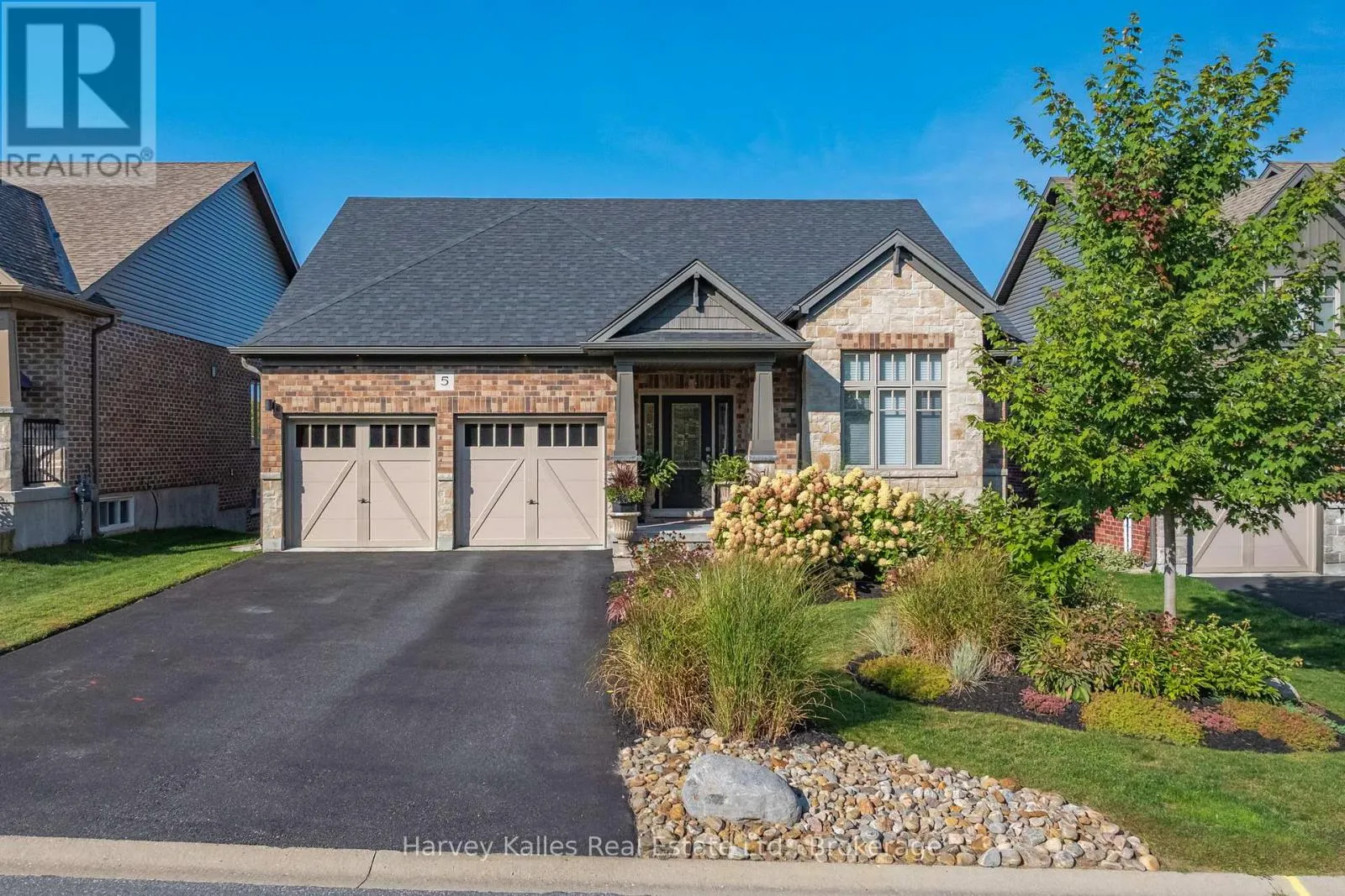 5 BRAESIDE CRESCENT