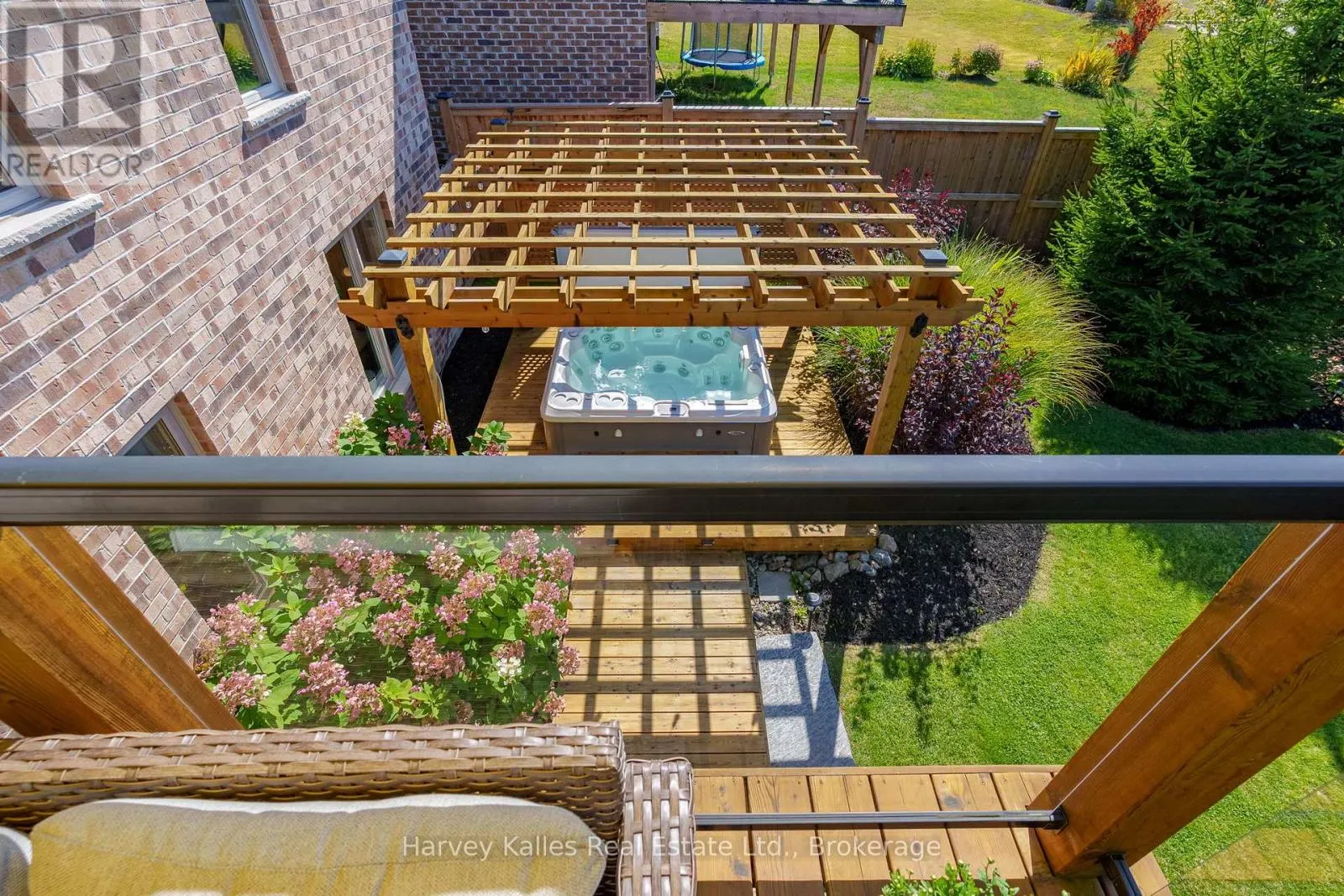 5 BRAESIDE CRESCENT