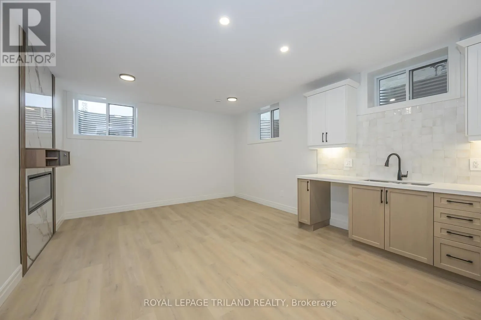 4211 LIBERTY CROSSING