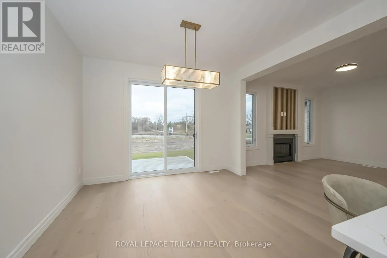 4211 LIBERTY CROSSING