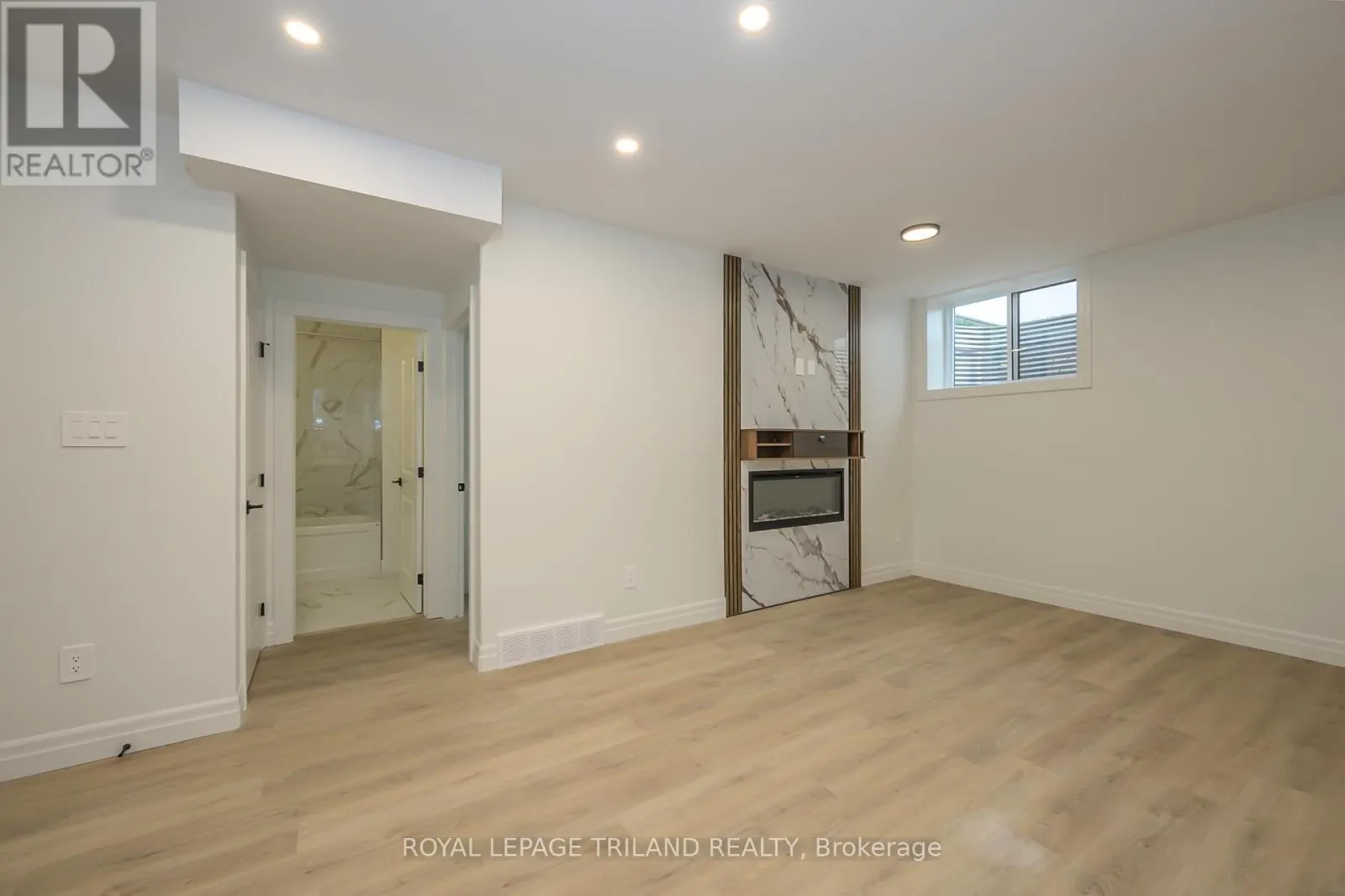 4211 LIBERTY CROSSING