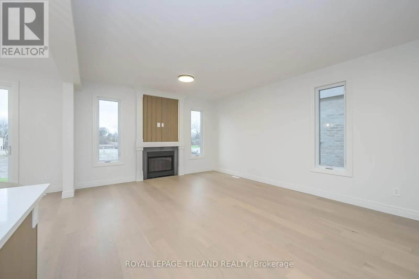 4211 LIBERTY CROSSING