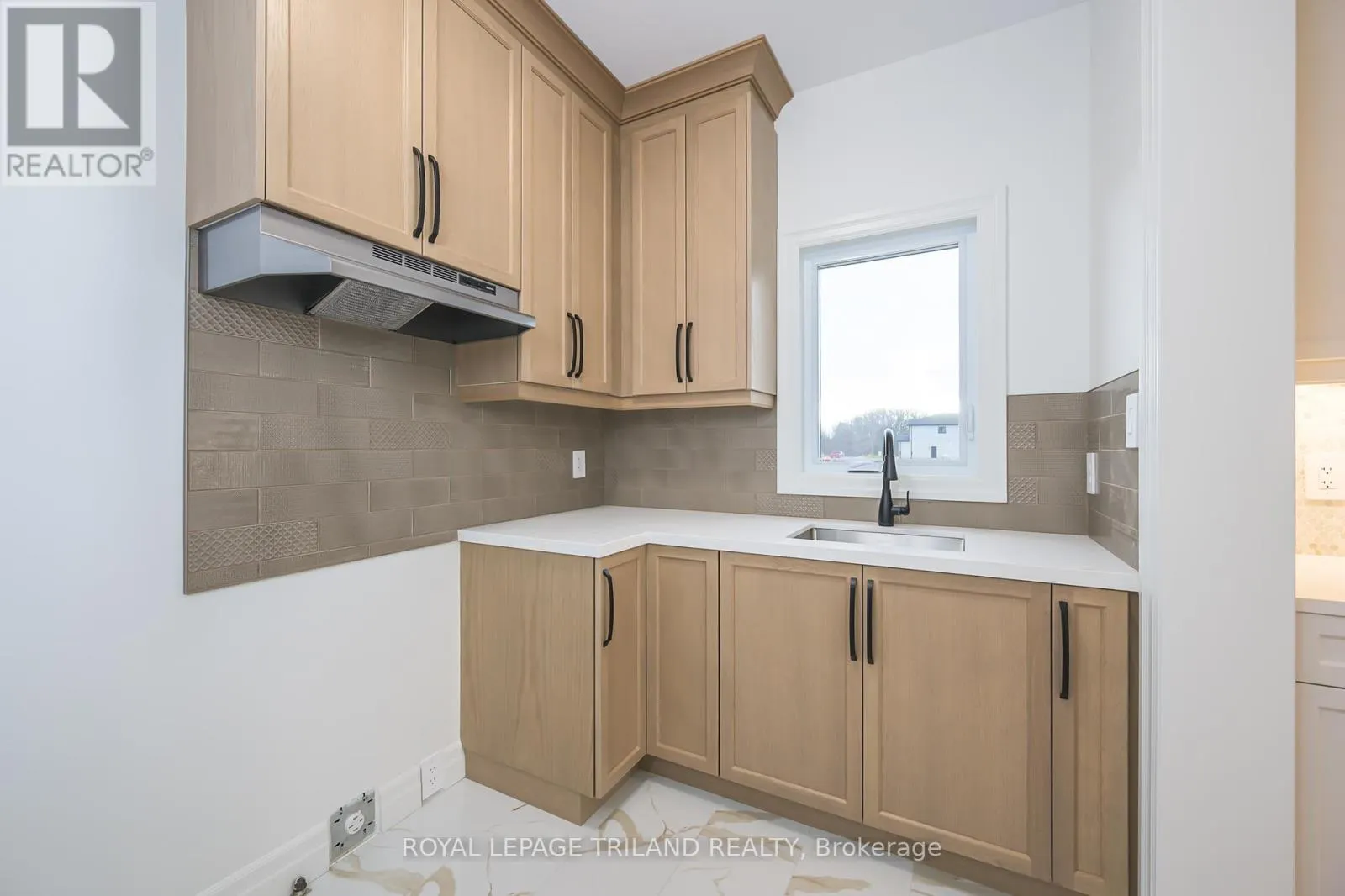4211 LIBERTY CROSSING