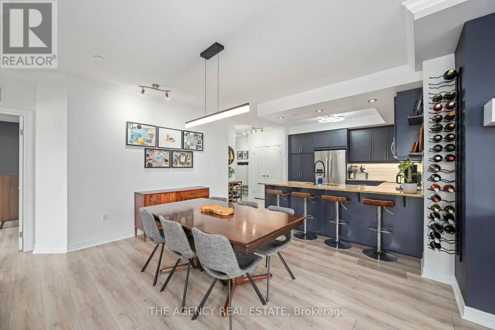 803 - 330 RIDOUT STREET N, #803