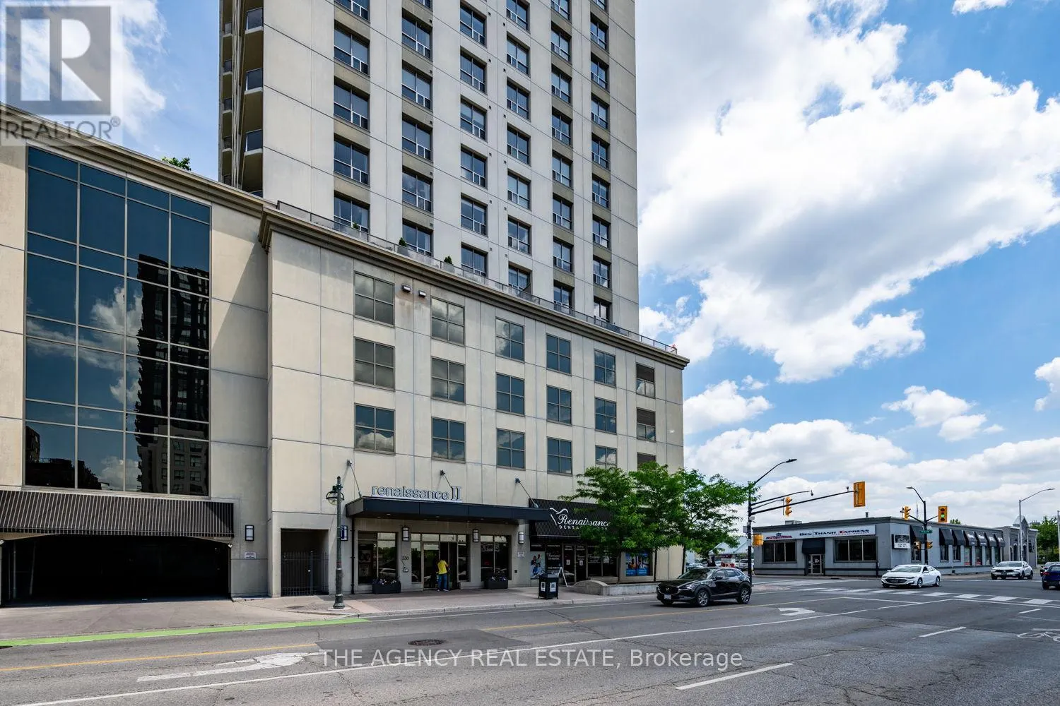 803 - 330 RIDOUT STREET N, #803