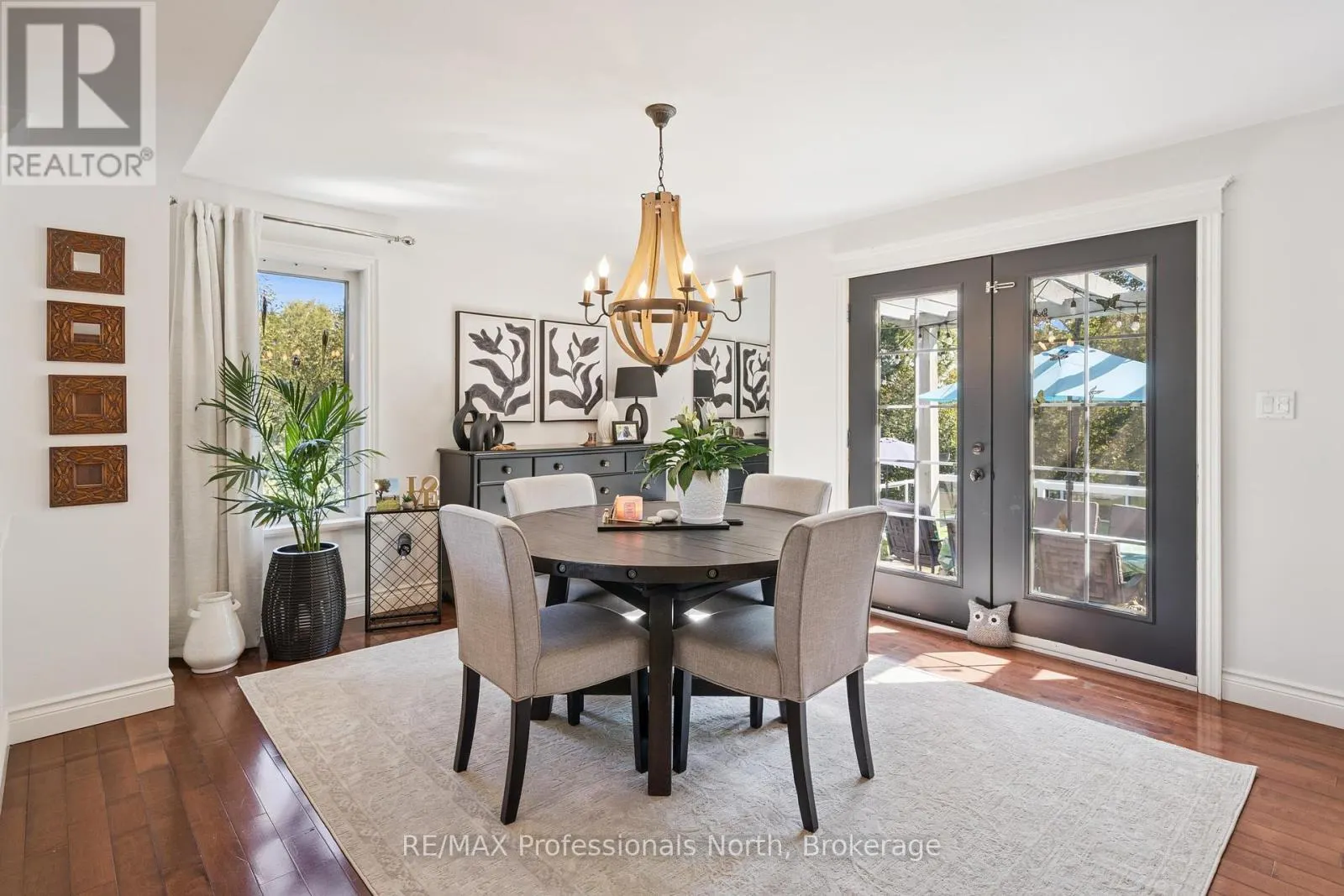 23 THOMAS CRESCENT