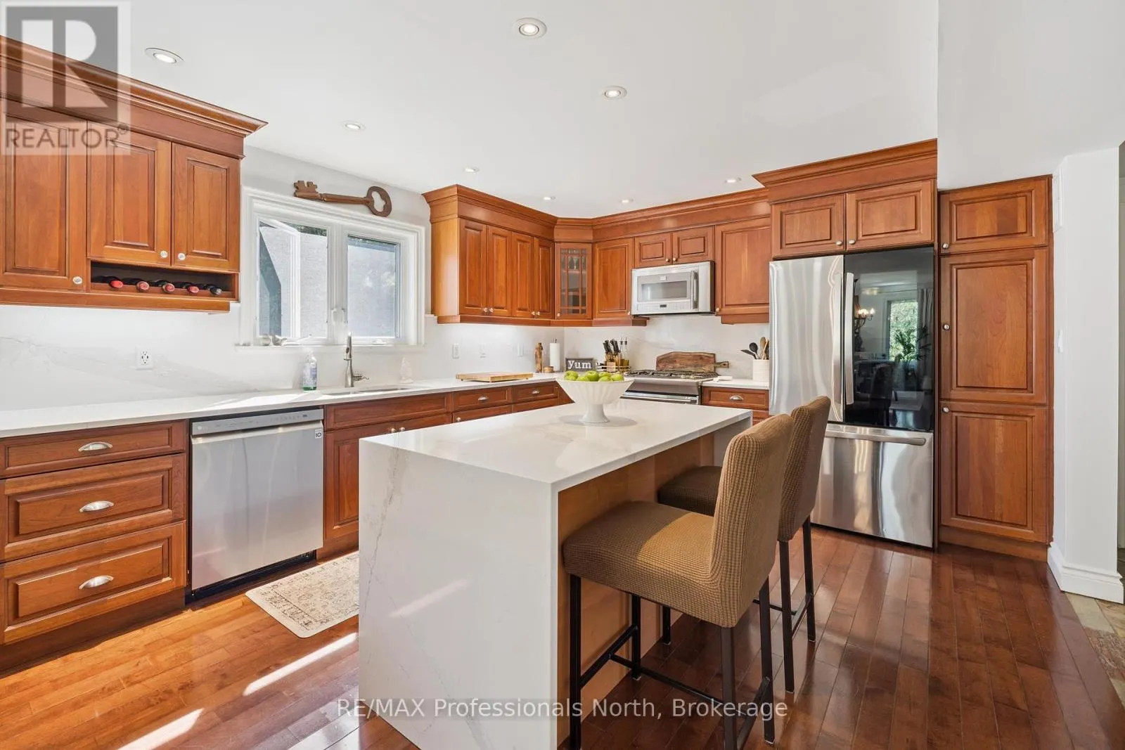 23 THOMAS CRESCENT