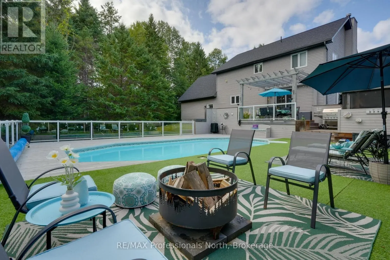 23 THOMAS CRESCENT