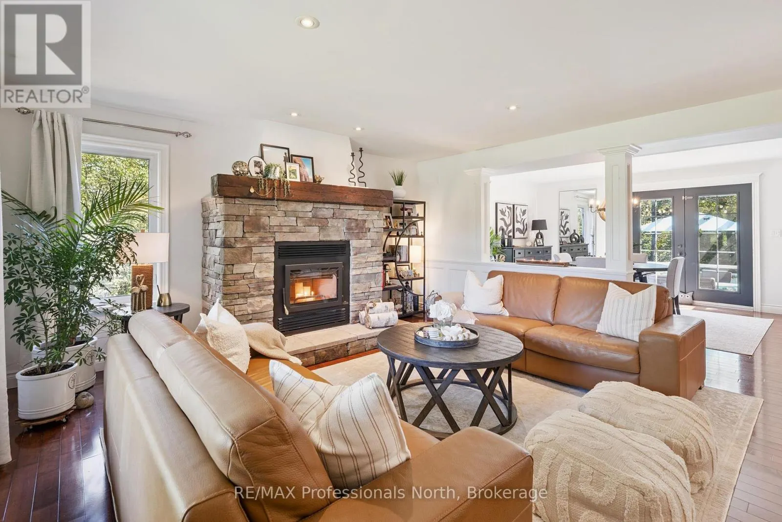 23 THOMAS CRESCENT