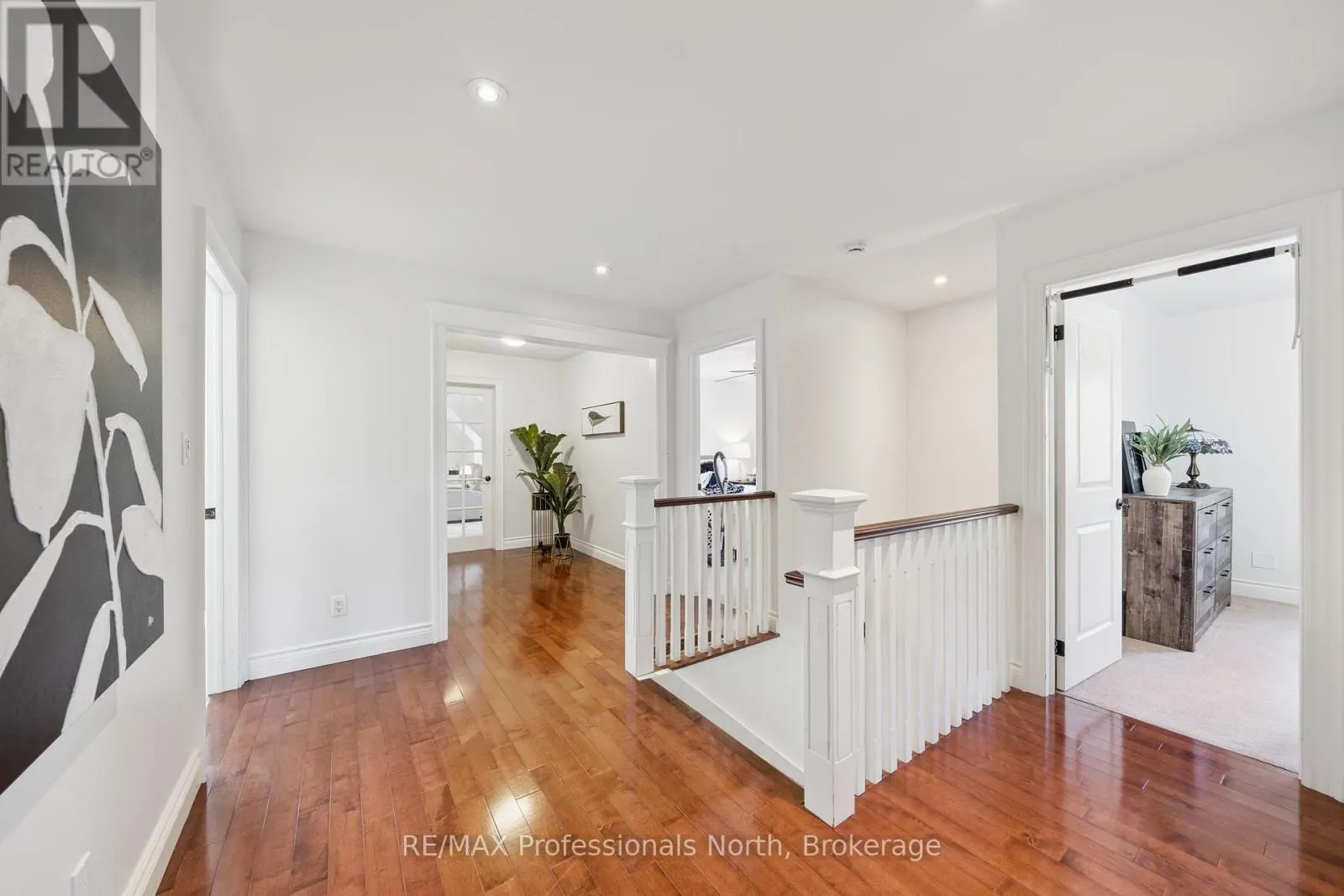 23 THOMAS CRESCENT
