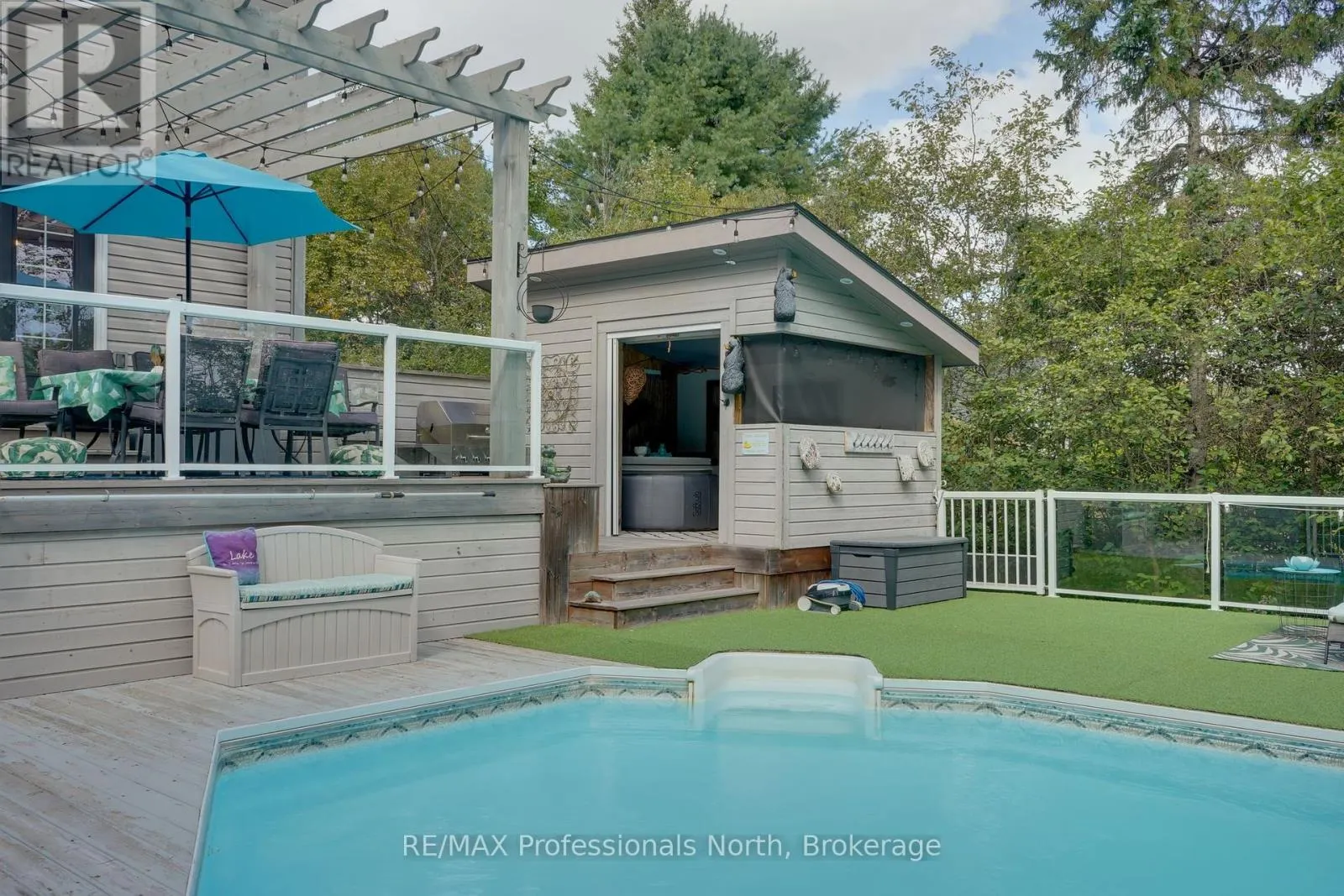 23 THOMAS CRESCENT