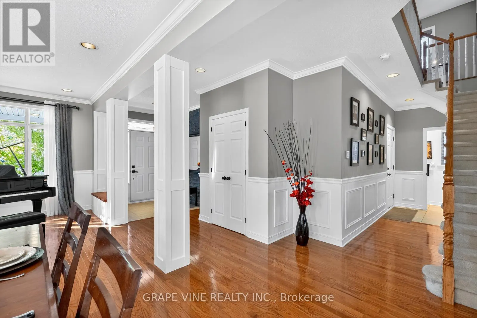 823 SCALA AVENUE