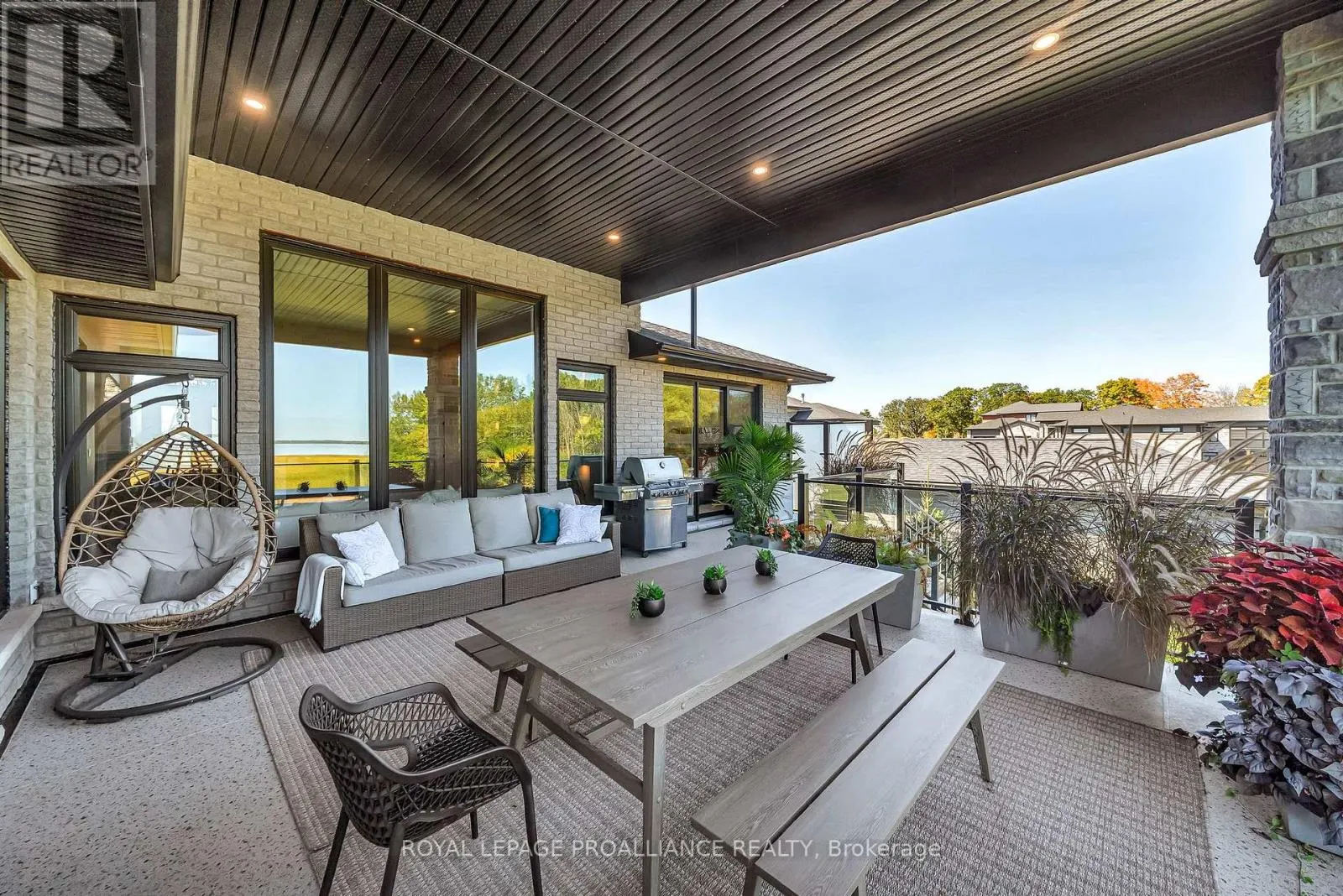 77 NAVIGATION DRIVE