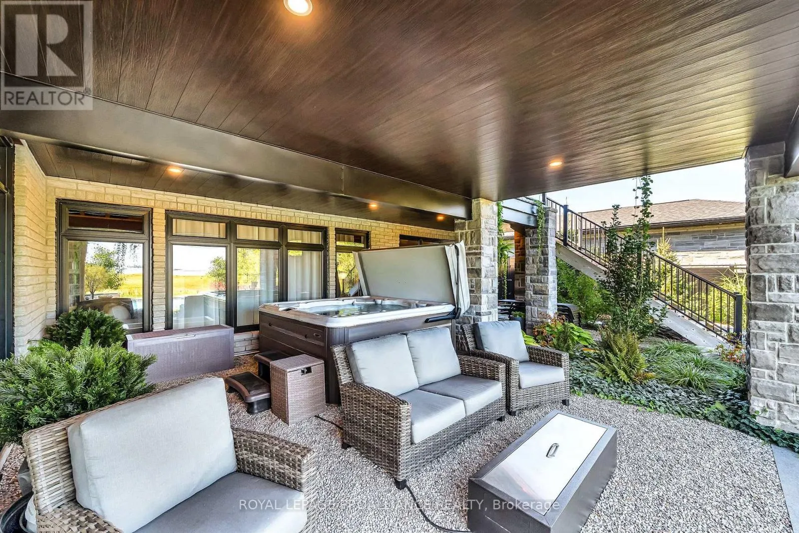 77 NAVIGATION DRIVE