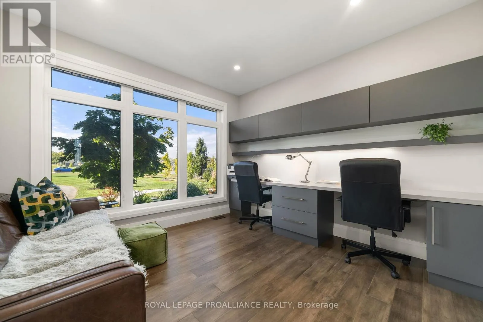 77 NAVIGATION DRIVE