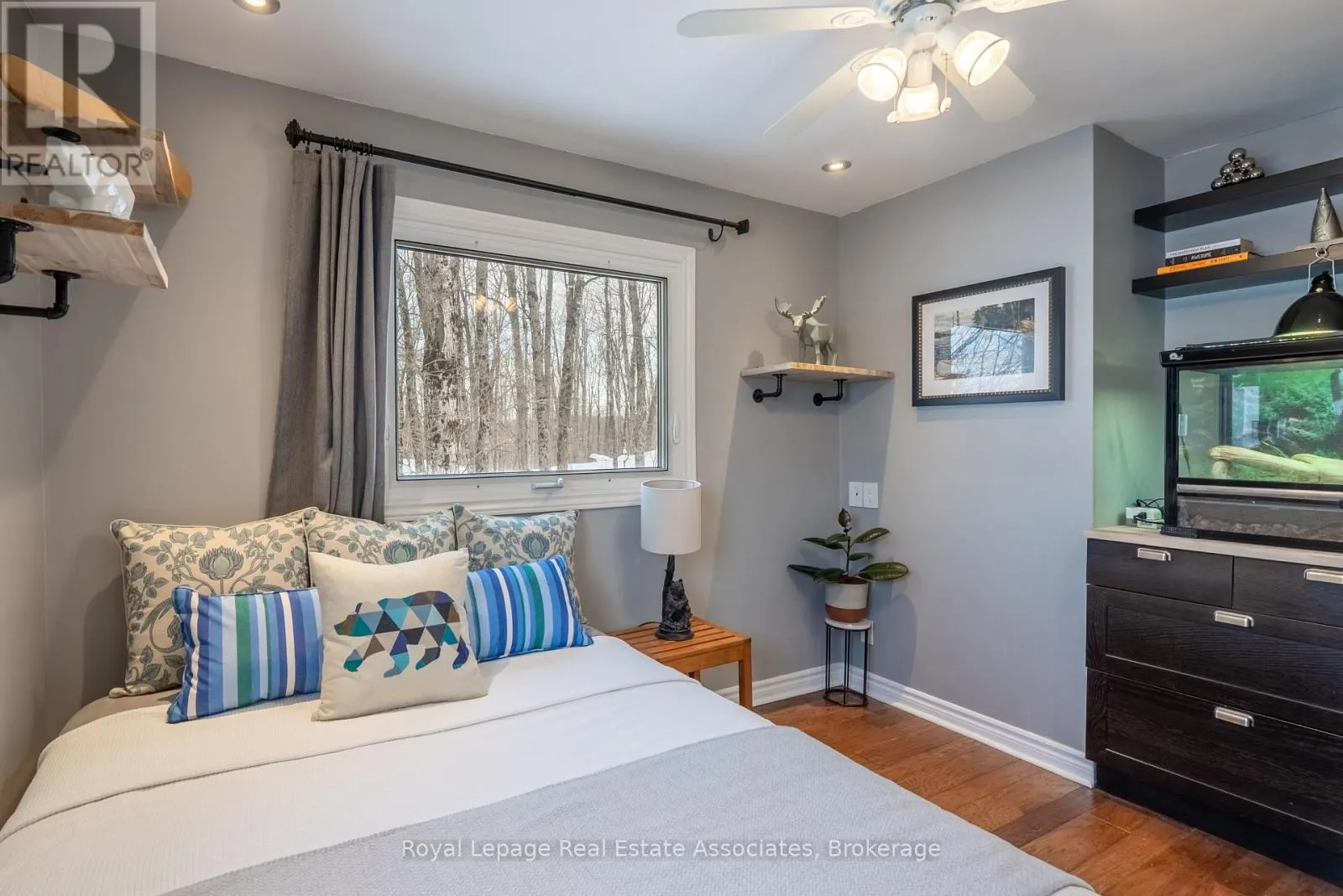 398 GILBERT BAY LANE