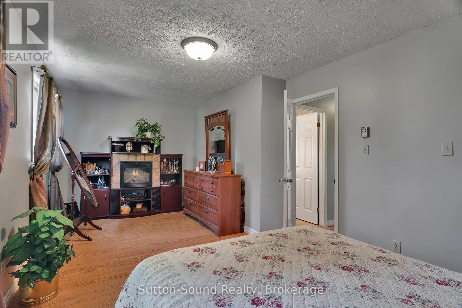 2770 4TH AVENUE W