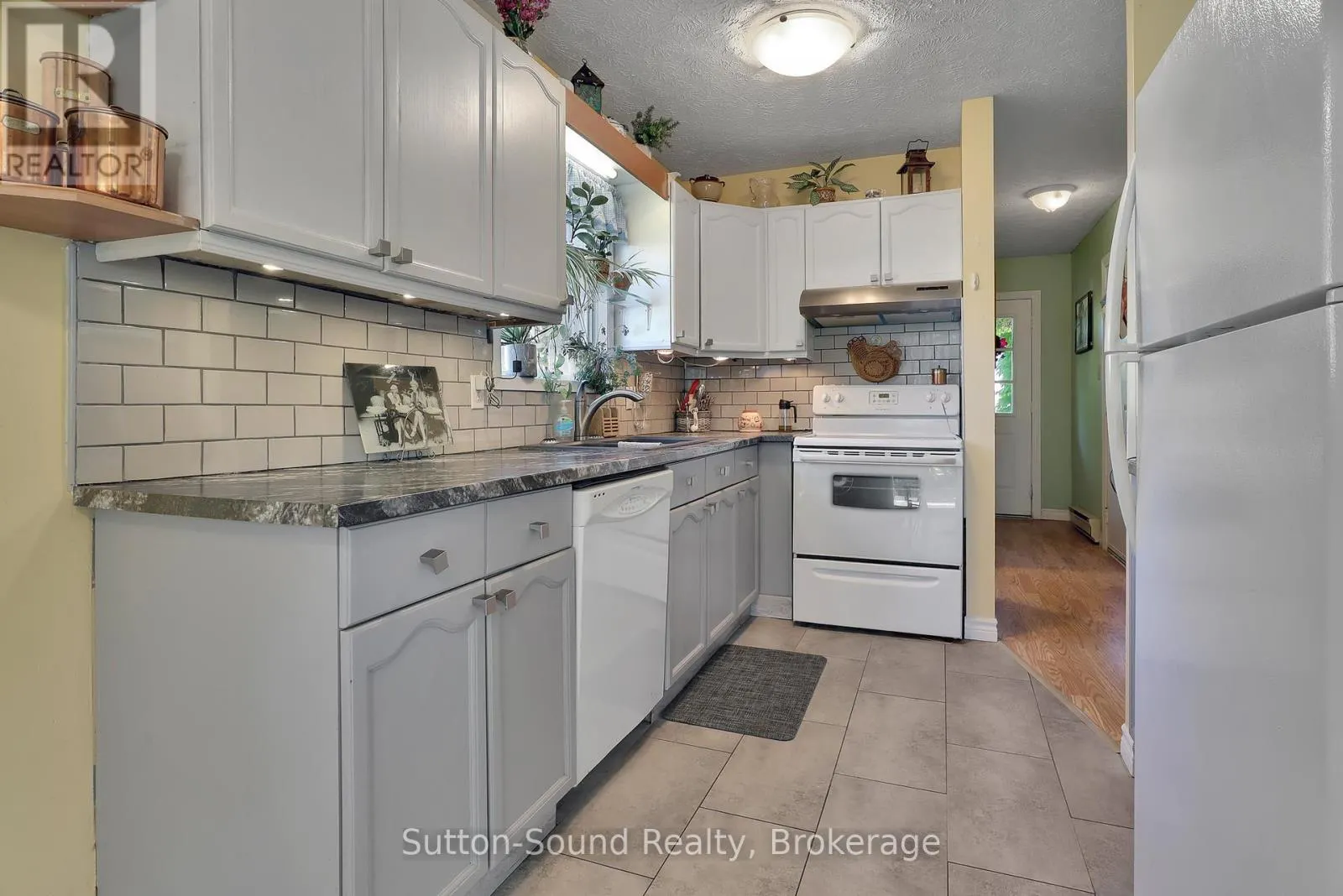 2770 4TH AVENUE W