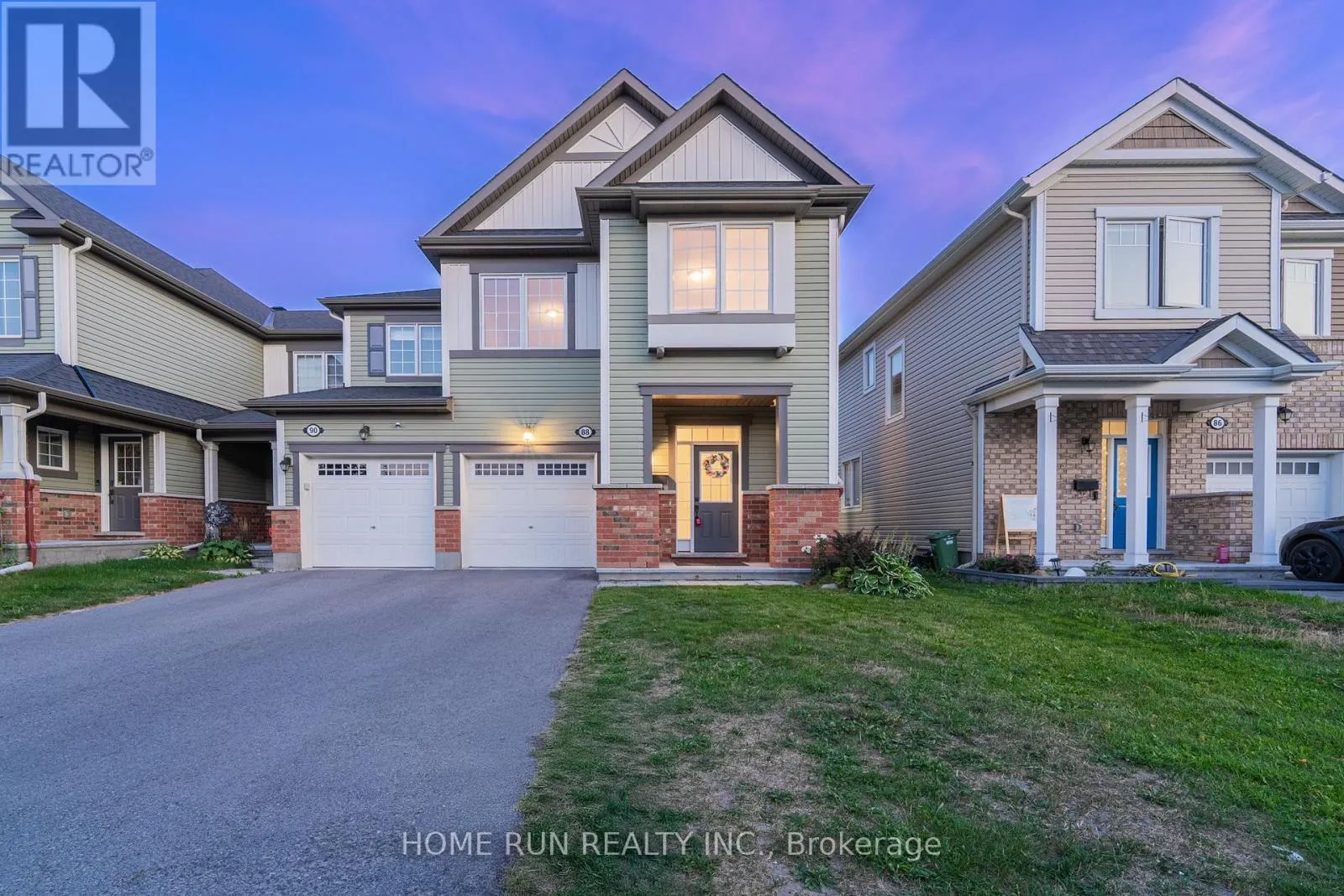 88 BUFFALOGRASS CRESCENT