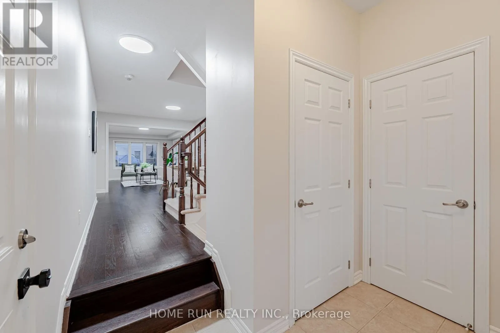 88 BUFFALOGRASS CRESCENT