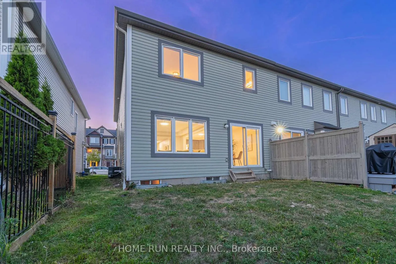 88 BUFFALOGRASS CRESCENT