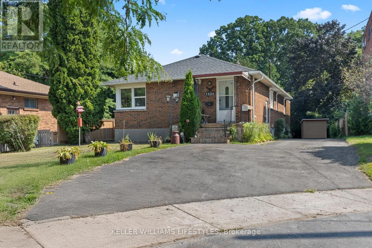 1528 MCLARENWOOD TERRACE