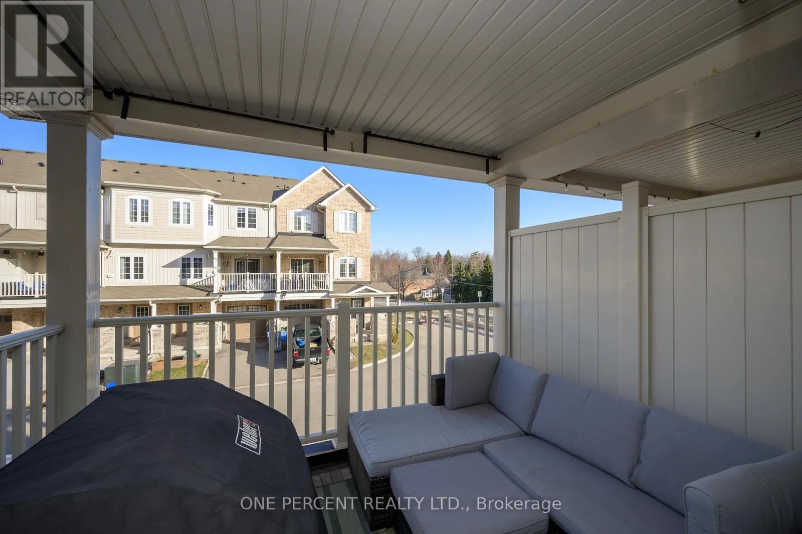 21 - 54 NISBET BOULEVARD