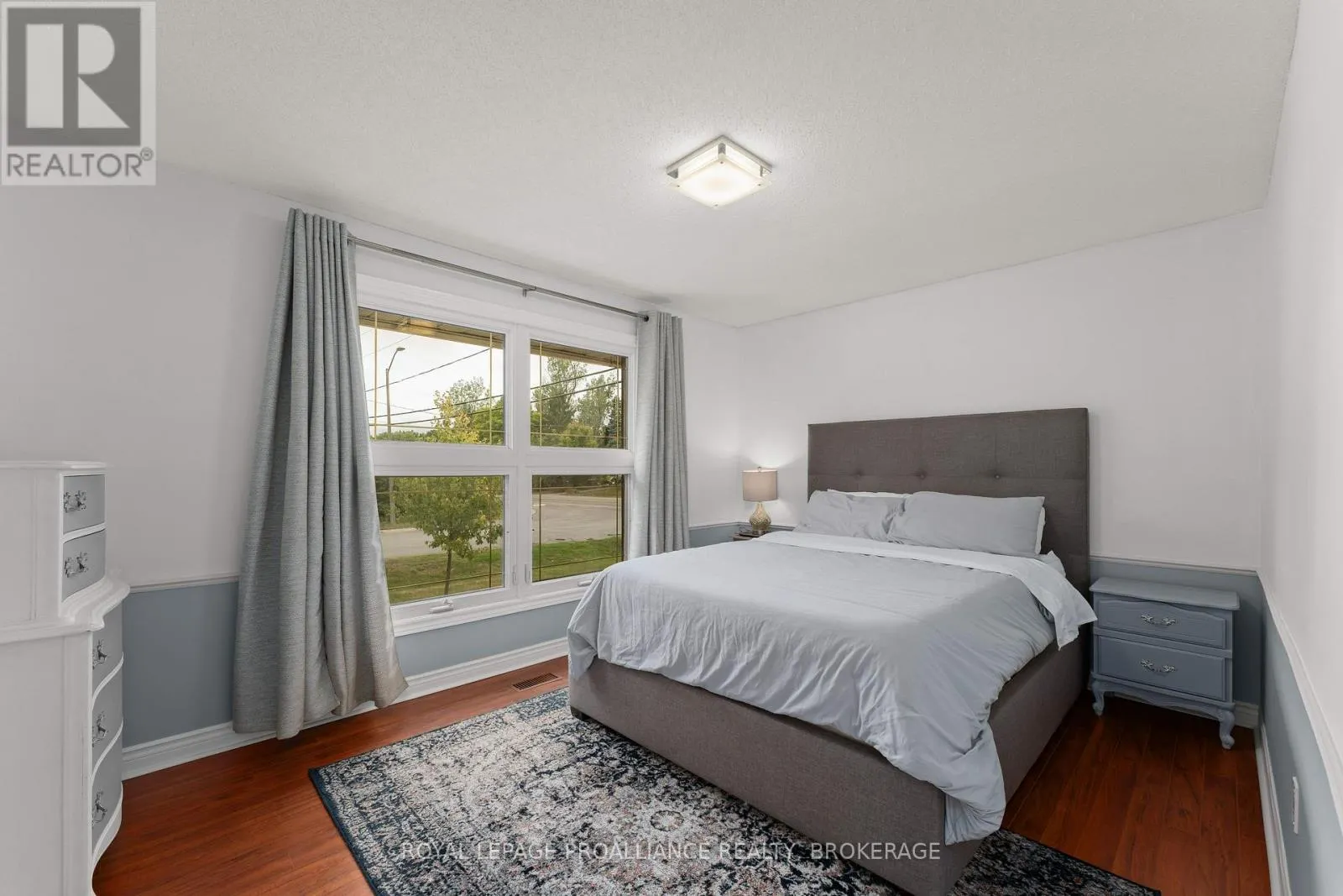 6 FAIRCREST BOULEVARD