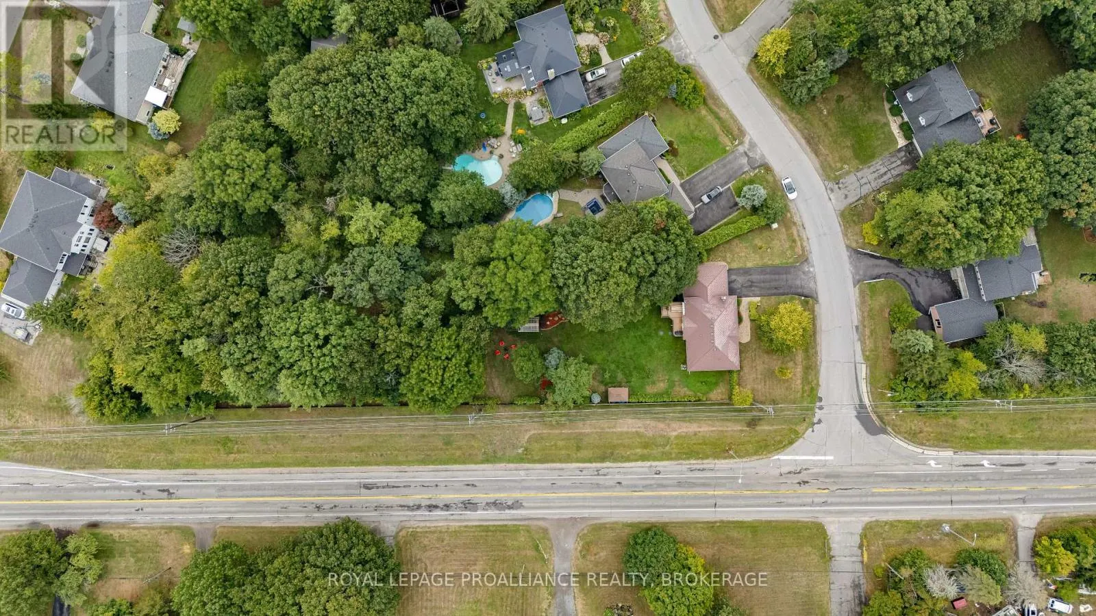 6 FAIRCREST BOULEVARD