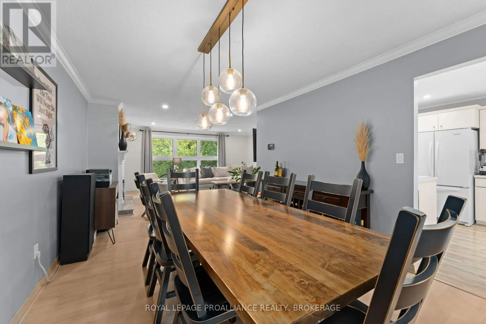 6 FAIRCREST BOULEVARD