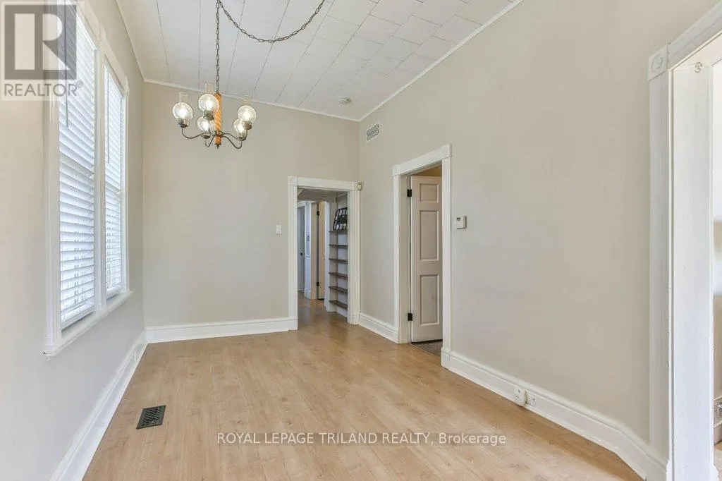 366 SALISBURY STREET
