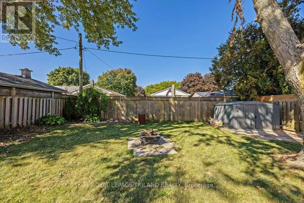 17 VANBUSKIRK DRIVE